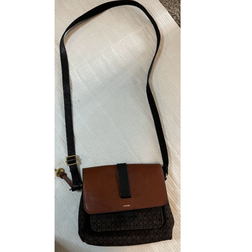 EUC Fossil Brown/Black Canvas and Leather Small Crossbody Handbag Purse w/Key